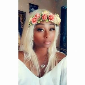 Meet your Posher, Renee renee